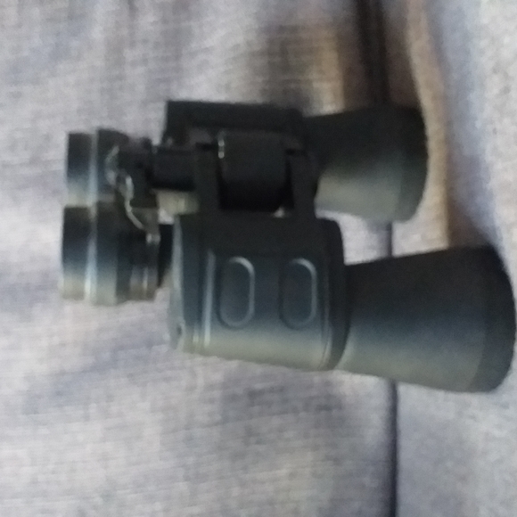Outbound Zoom Porro Prism Binoculars 9x-27x50 - Picture 2 of 5